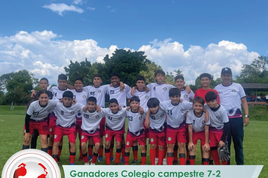 gran-victoria-del-equipo-de-futbol-del-colegio-campestre